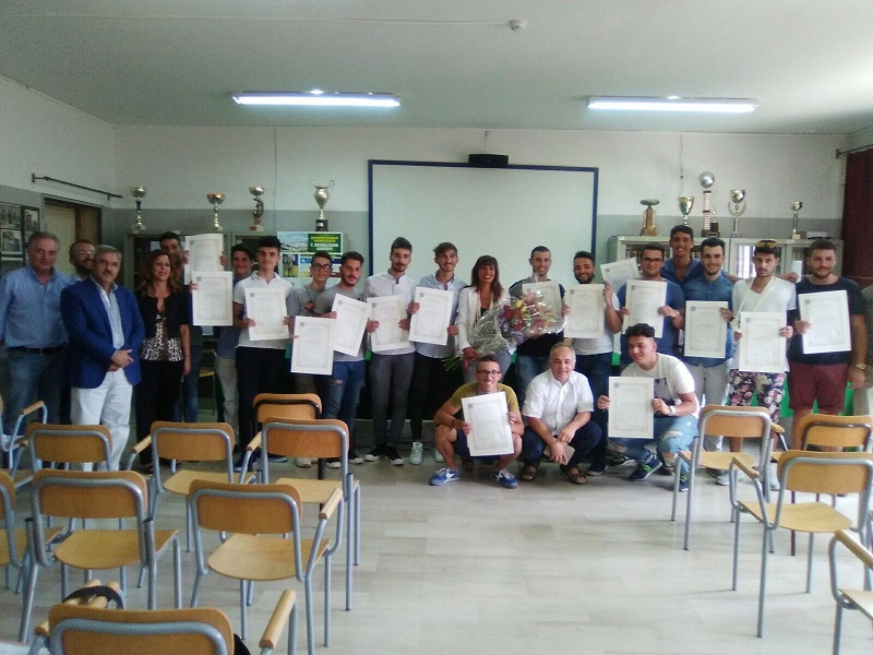 Consegnati 20 diplomi all' istituto ''Brunelleschi'' di Agrigento. Sono i primi del corso di ''Meccanica, Meccatronica ed Energia. Articolazione Energia''