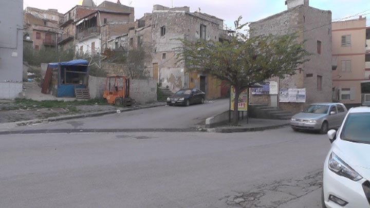 Favara. Manca la segnaletica stradale in corso Vittorio Veneto, zona Casello