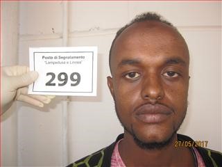 Tratta di persone, torture e reati contro la persona. Aguzzino somalo fermato a Lampedusa