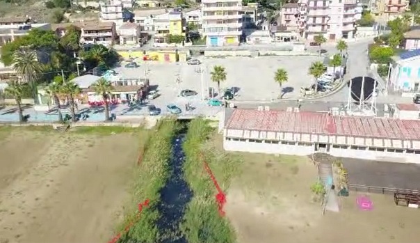 Porto Empedocle. Un vero e proprio disastro ambientale al torrente Re. La segnalazione di MareAmico