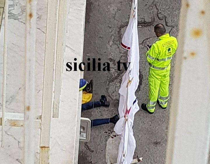 Favara, Furibonda lite finisce a colpi di accetta