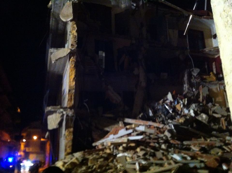 Favara, crolla palazzina in Via Brancati, nessun ferito ma tanta paura