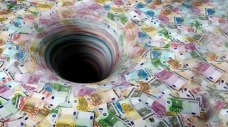 44mln di euro il buco nero lasciato da Manganella e i suoi predecessori. Ecco i debiti del Comune di Favara
