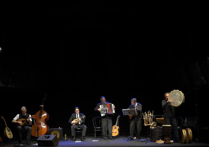 Compagnia di canto favarese in diretta TV