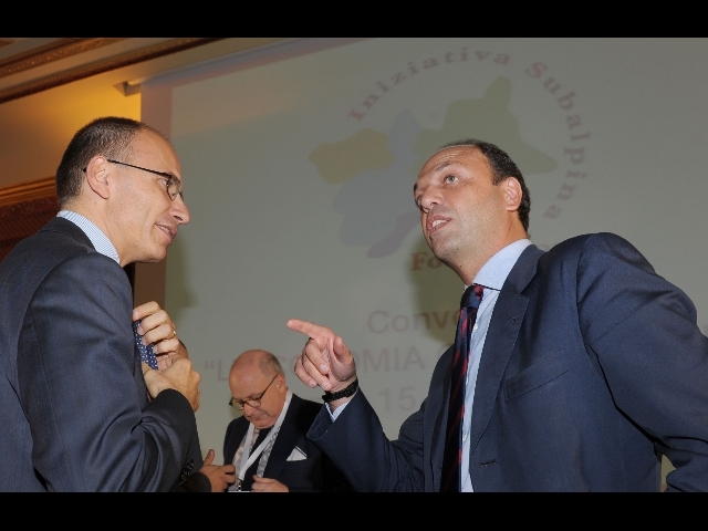 Si e' insediato il Governo Letta. Alfano Vice Premier e Ministro degli Interni