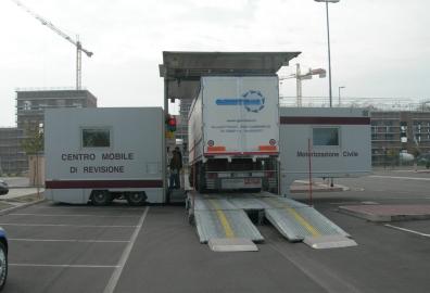 Porto Empedocle. Operazione di controllo della Polizia Stradale di Agrigento dei mezzi adibiti a trasporto merci