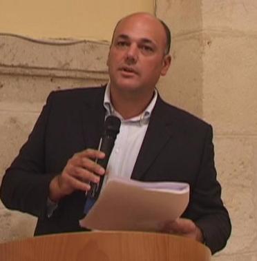 Favara. Consigliere Comunale dona alla sua citta' 400 piantine di lantana