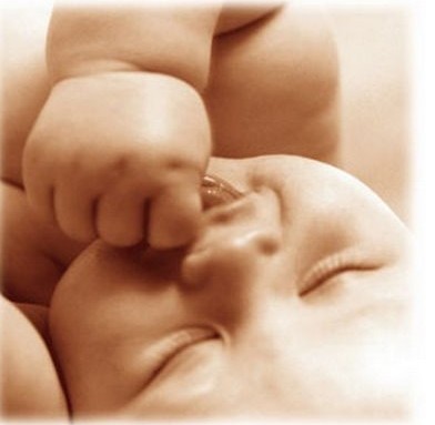 Bonus di 800 euro per le future mamme. Ecco i requisiti