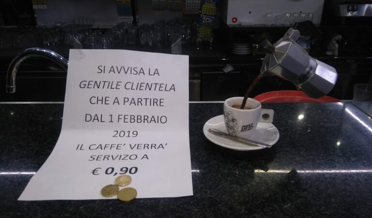 aumenta il costo del caffè al bar