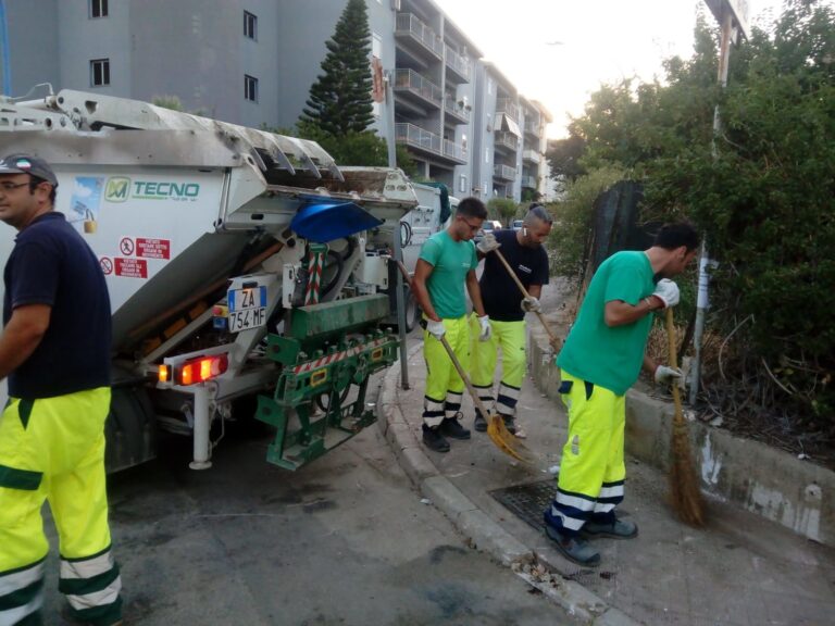 Ripresa raccolta dei rifiuti a porto empedocle