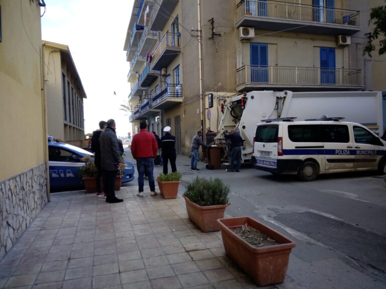Rifiuti Porto Empedocle ditta raccoglie spazzatura