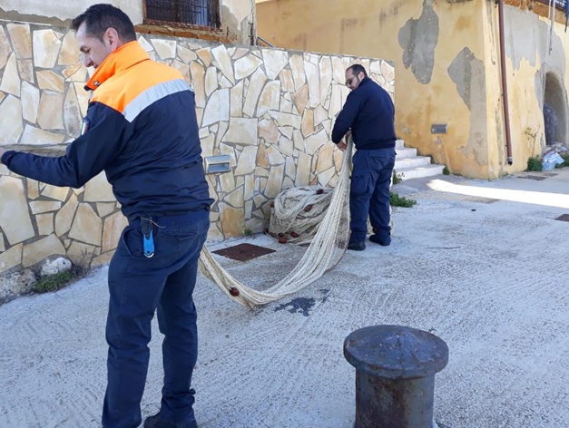 capitaneria di porto empedocle sequestro rete pesca tartarone