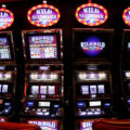slot machine macchinette gioco sala giochi gioco d'azzardo