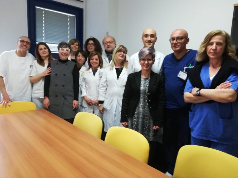 Associazione Solide Ali ospedale chemioterapia donate parrucche
