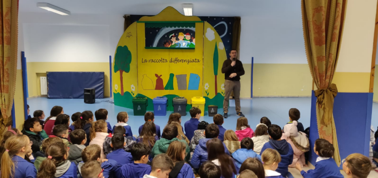 teatrino differenziata licata iseda