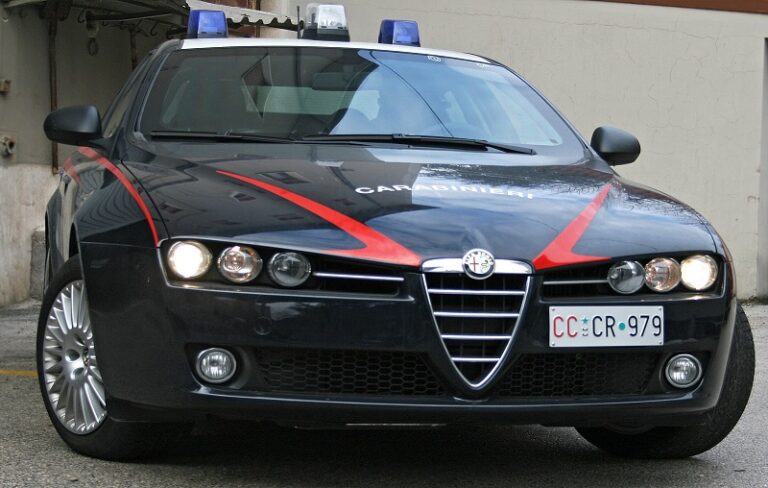 “Spacciava mentre era ai domiciliari”, arrestato 23enne