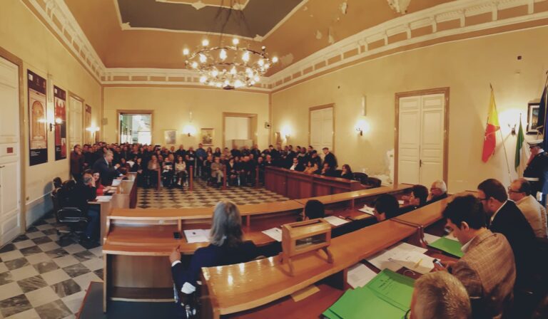 consiglio comunale di naro aula