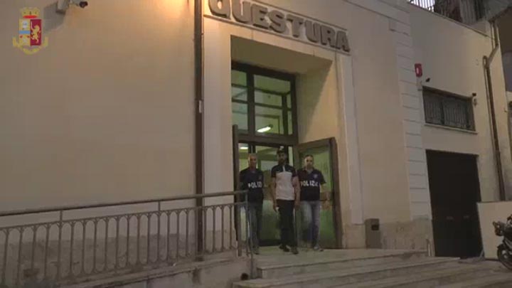 Arresto straniero Questura di Agrigento