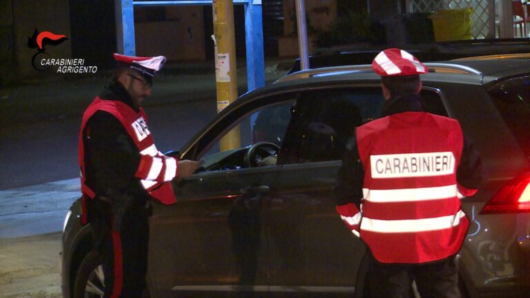 Controllo carabinieri auto