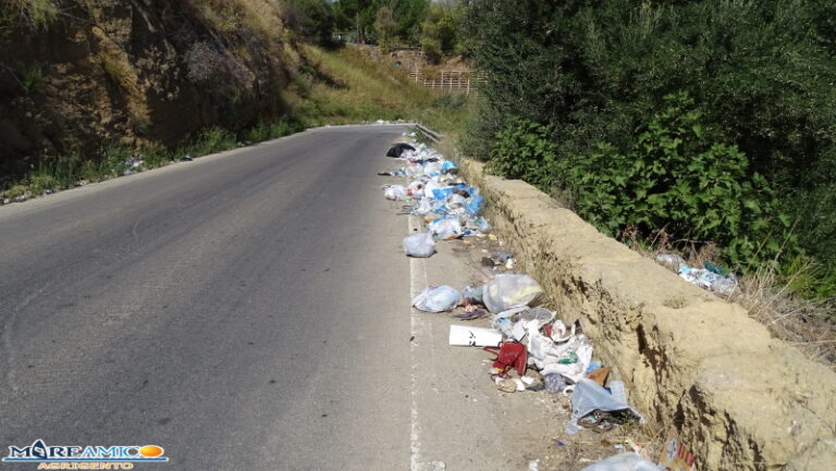 Discarica abusiva periferia di Agrigento 1