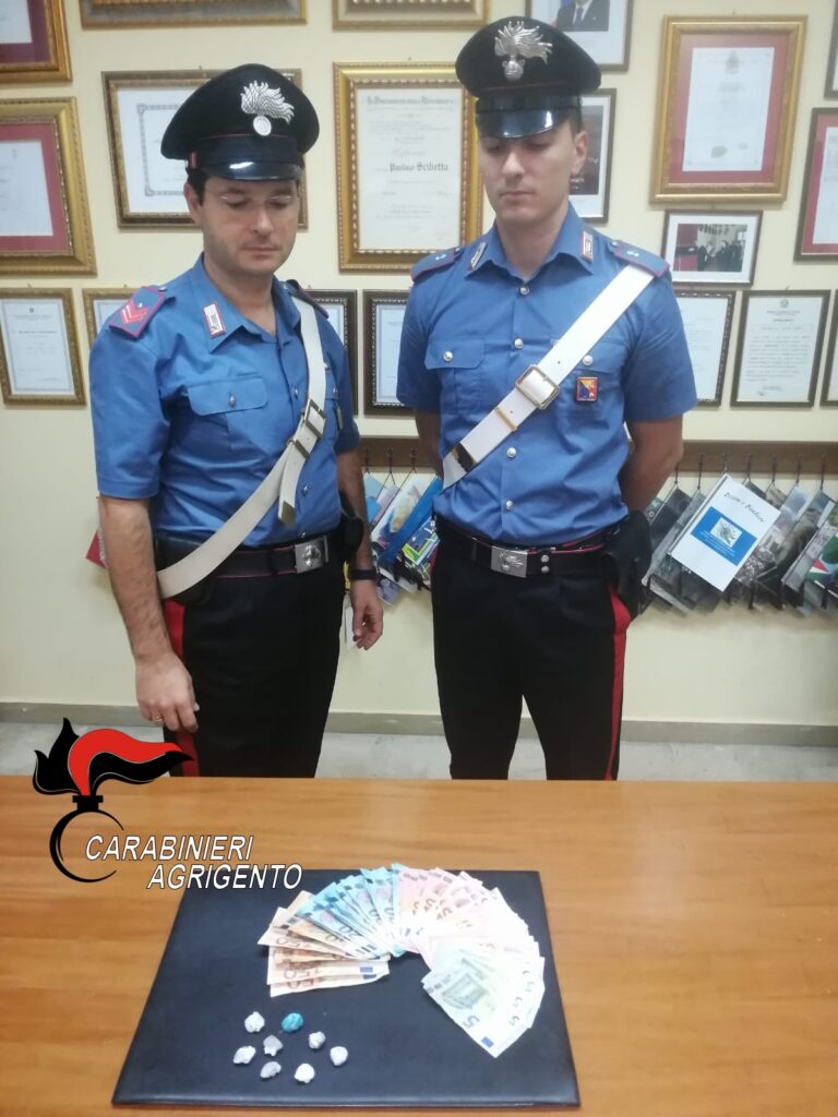 Carabinieri sequestro marijuana droga e contanti ad Aragona
