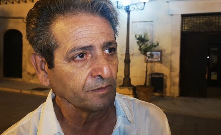 Tonino Scalia consigliere comunale espressione seria