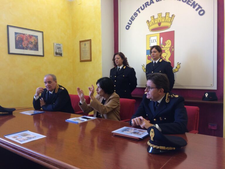 Conferenza stampa Maria Rosa Iraci bilancio attività 2019 polizia