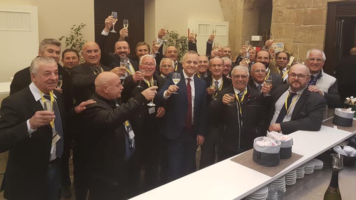 Festeggiamenti Favara Ovest dopo voto all'Ars