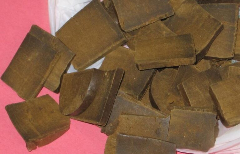 Panetti di hashish