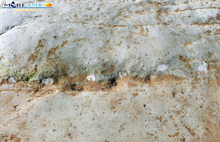 Scala dei Turchi buchi coperti