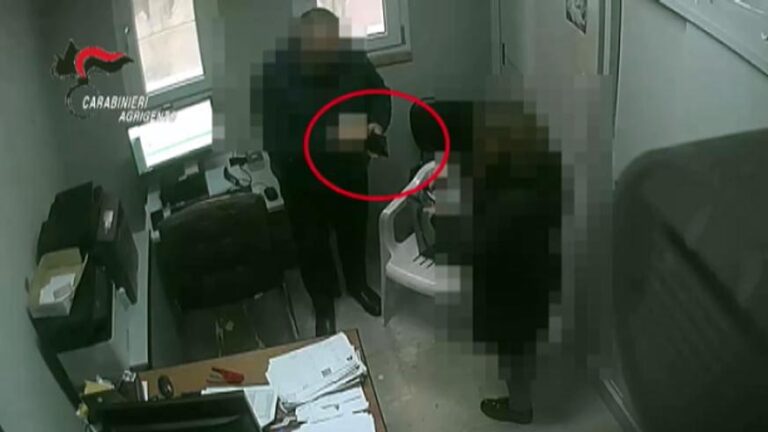 dipendente comunale arrestato