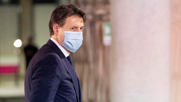 Giuseppe Conte, mascherina