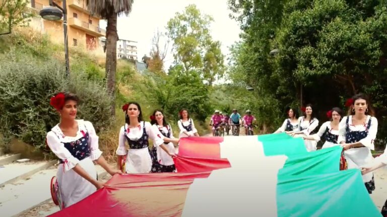Video 2 giugno 2020 gruppo folk