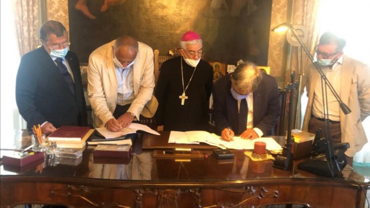 firma accordo scuola chiesa per covid-19