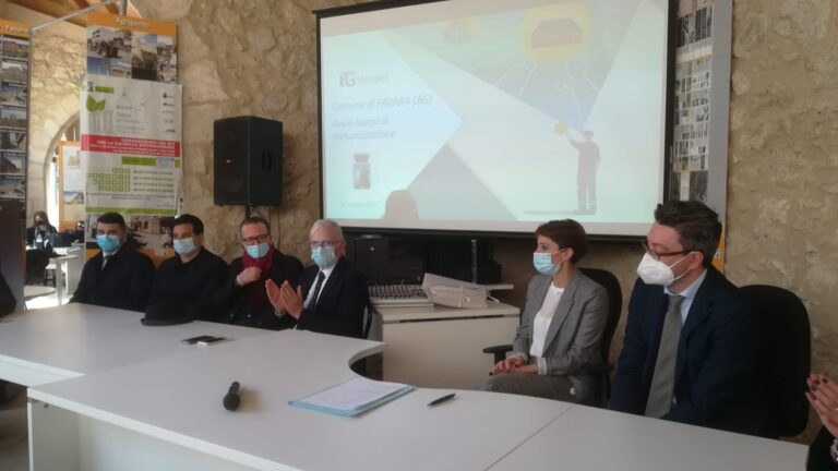 Conferenza Stampa Metano Favara Anna Alba