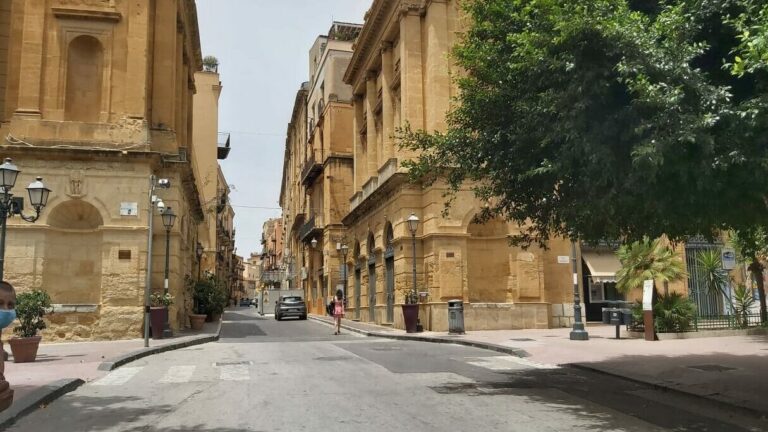 via atenea