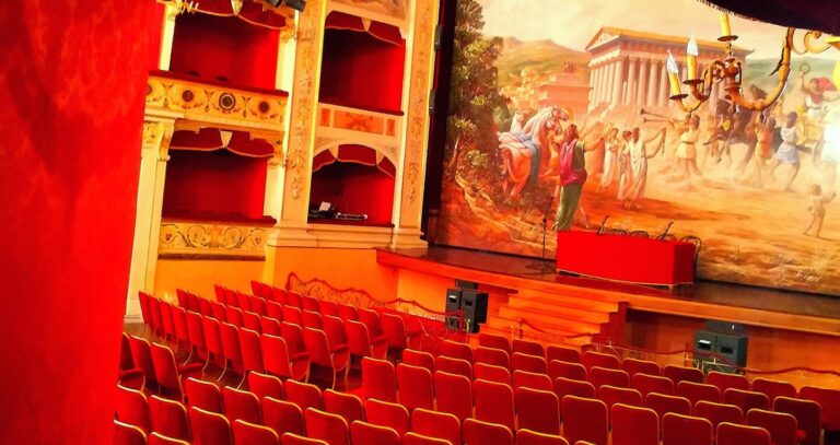 teatro pirandello