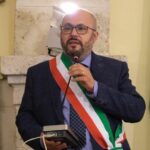Antonio Palumbo sindaco in aula consiliare
