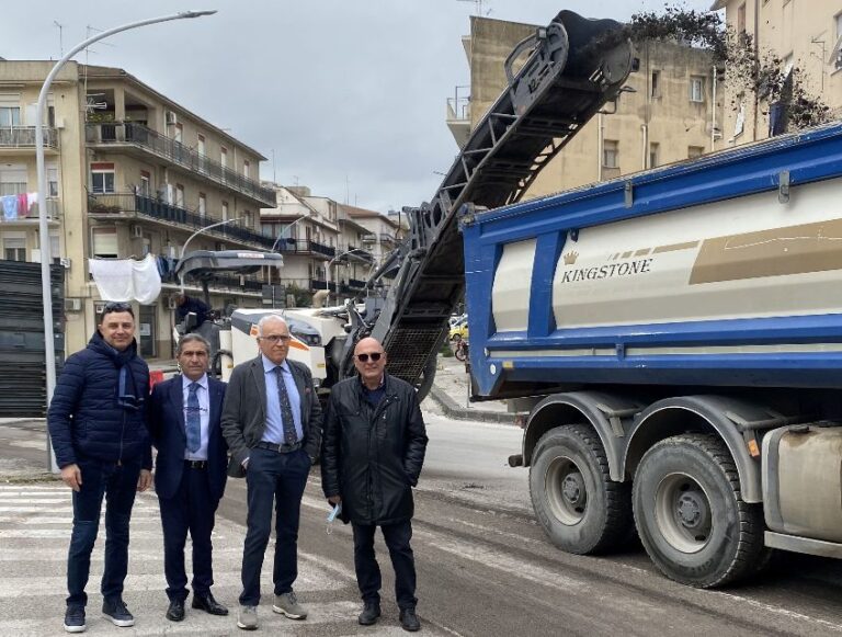Foto apertura lavori Canicattì