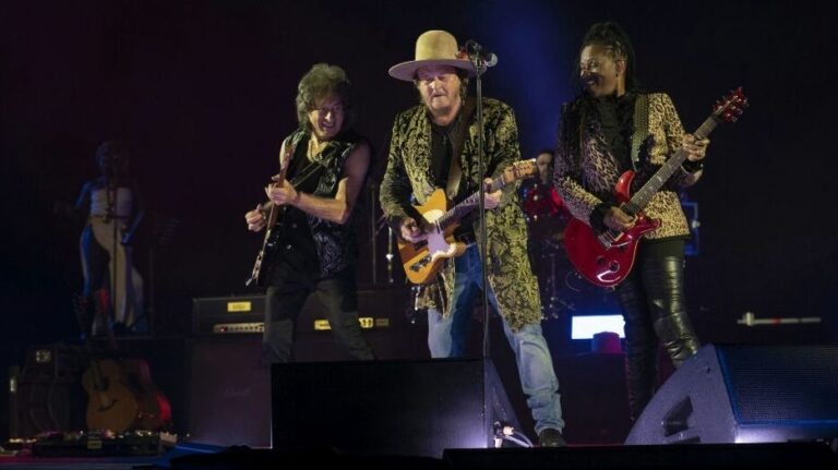 Zucchero con Mario Schilirò e Kat Dyson_ph Daniele Barraco_b
