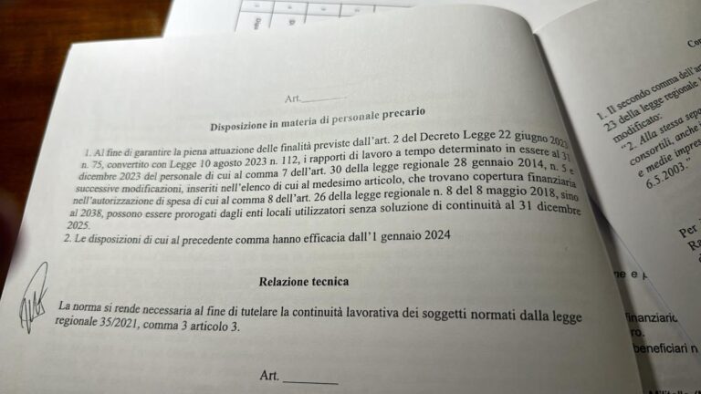 Favara, firma proroga contratto lavoratori precari fino al 2025