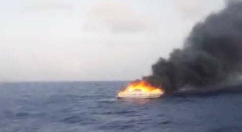 barca a fuoco