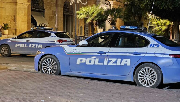 polizia auto
