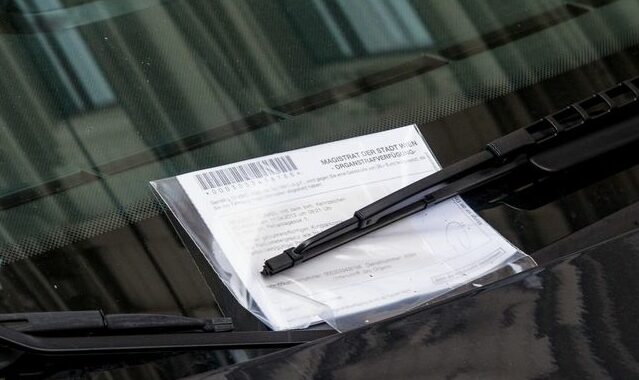 speeding ticket on the car icon photo for offense, illegal parking, punishment