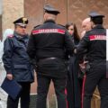 Angelo Sicilia Cortile Cabubbo Favara con Carabinieri Favara