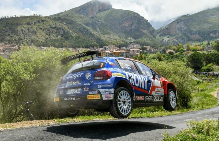Andrea Crugnola e Pietro Elia Ometto su Citroen C3 in azione sulla prova Campofelice Collesano