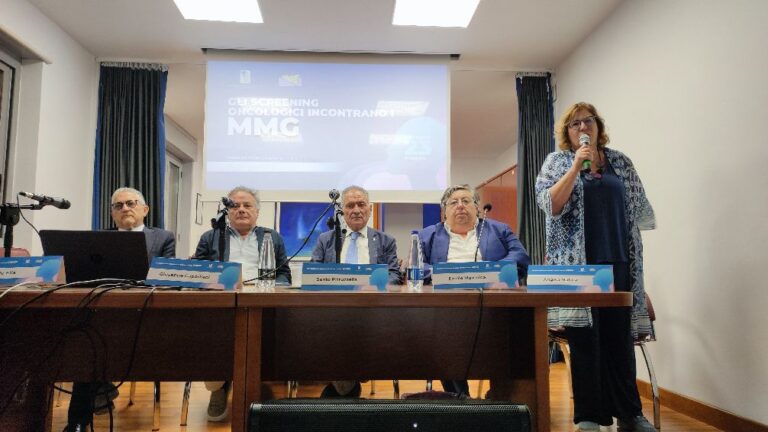 Il tavolo dei relatori