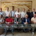 Il neoeletto consiglio della fondazione Architetti nel Mediterraneo con il presidente dell'Ordine Rino La Mendola