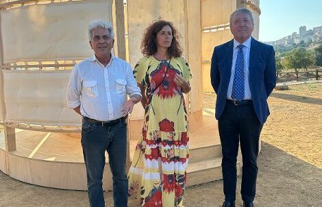 direttore Agrigento2025 Giuseppe Parello, Nathalie Harb, sindaco Francesco Micciché 3