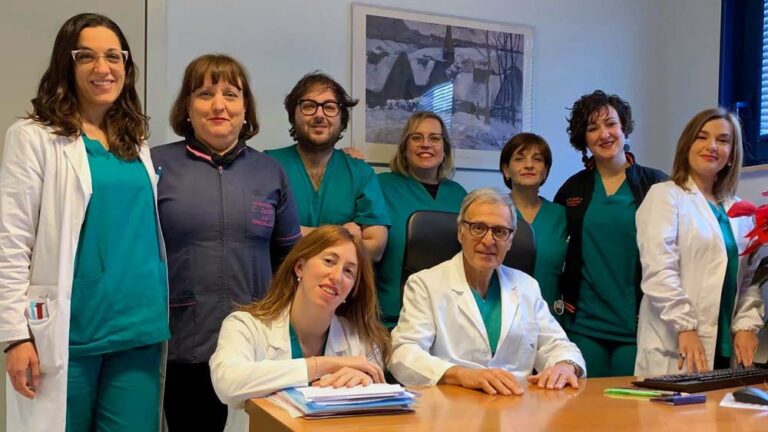 dottor Giuseppe Seminara con equipe nefrologia p.o. Agrigento